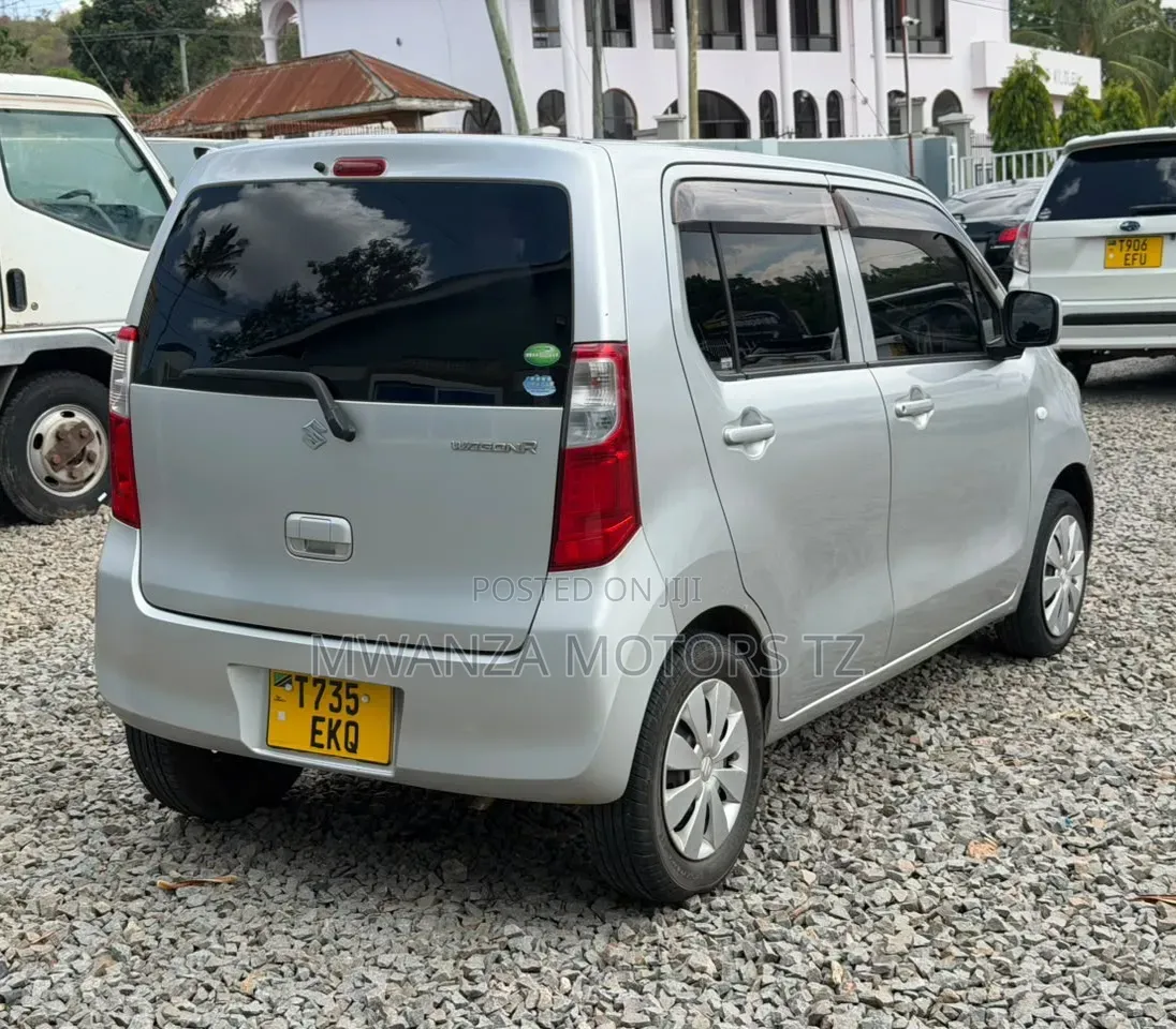 Suzuki Wagon R 2014 Silver