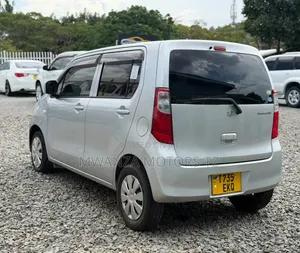 Suzuki Wagon R 2014 Silver