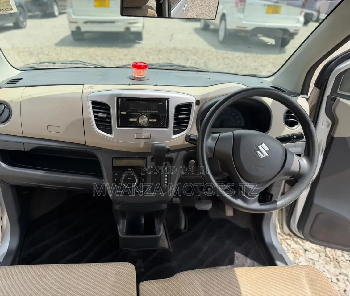 Suzuki Wagon R 2014 Silver