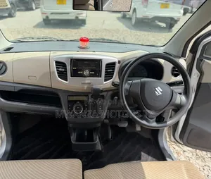 Suzuki Wagon R 2014 Silver
