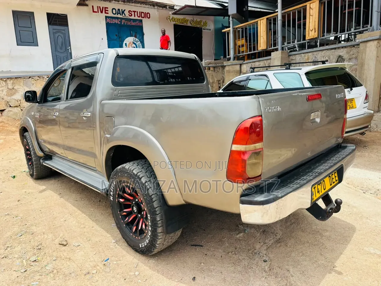 Toyota Hilux 2008 Gray