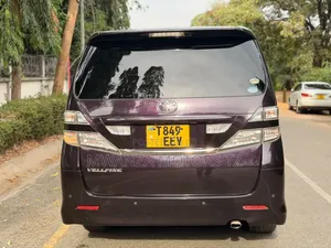 Toyota Vellfire 2010 Maroon