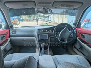 Toyota Cresta 1999 White