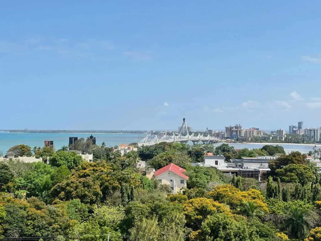 Furnished 3bdrm Apartment in Oyster Bay for rent