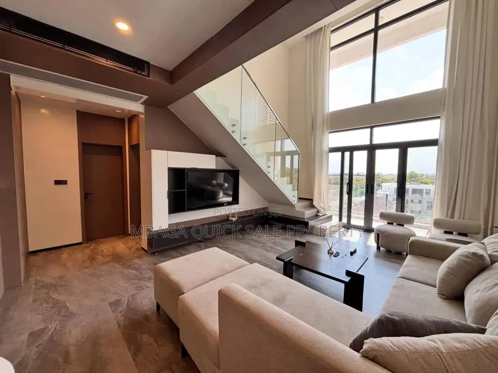 Furnished 3bdrm Apartment in Oyster Bay for rent