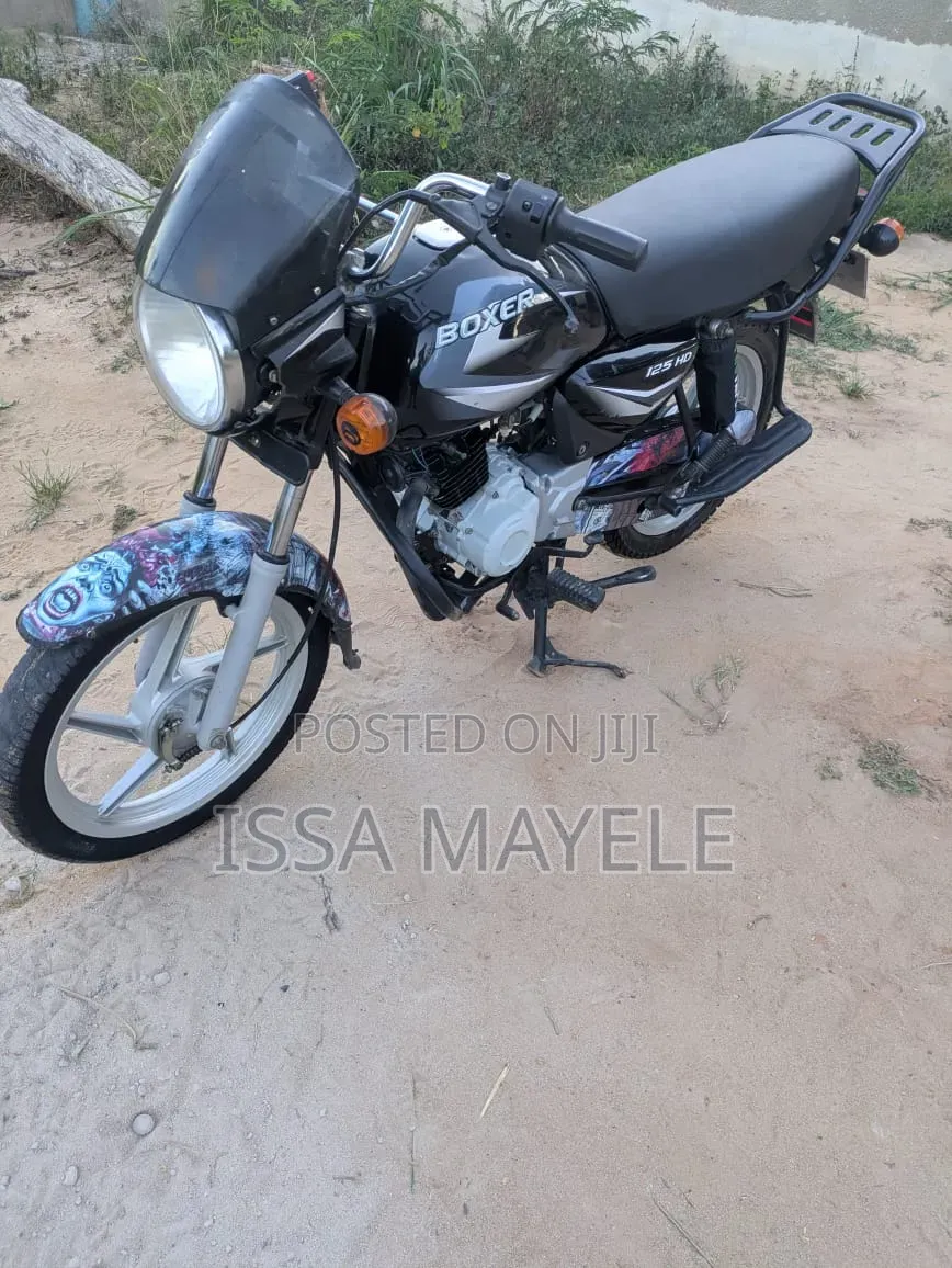Bajaj Boxer 125 2025 Black