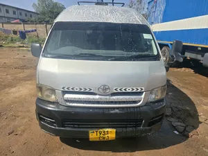 Toyota Quantum 2008 Silver
