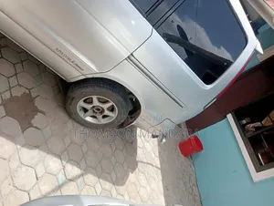 Toyota LiteAce Noah 1996 Silver