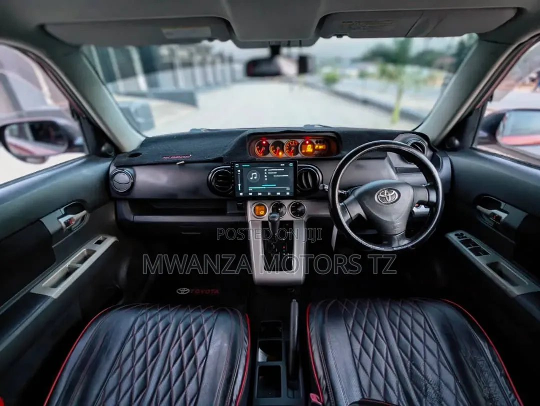 Toyota Corolla Rumion 2009 Maroon
