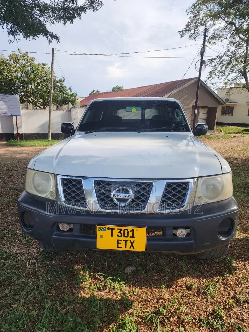 Nissan Patrol 2014 White