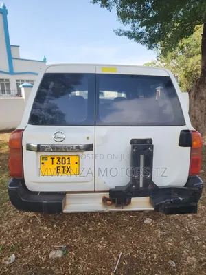 Nissan Patrol 2014 White