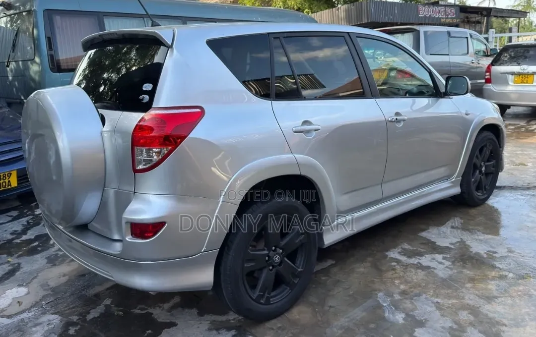 Toyota RAV4 2008 Silver