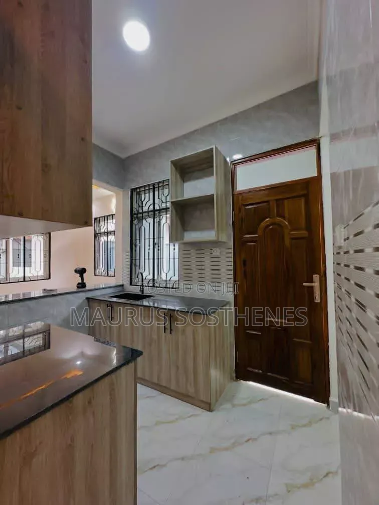 3bdrm House in Kinyerezi for sale