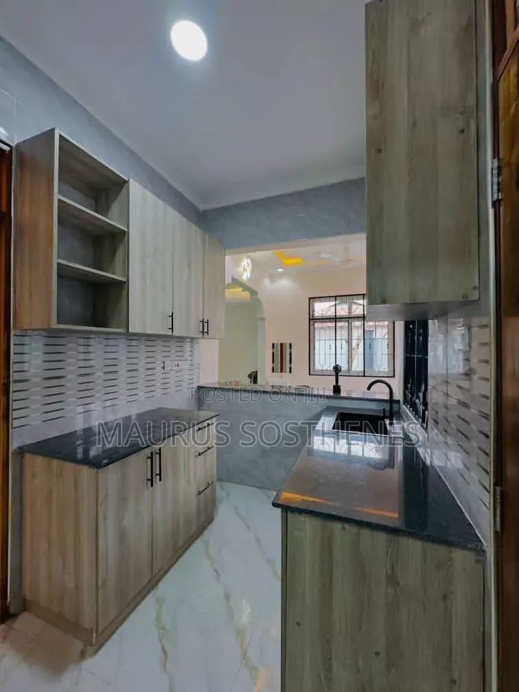 3bdrm House in Kinyerezi for sale