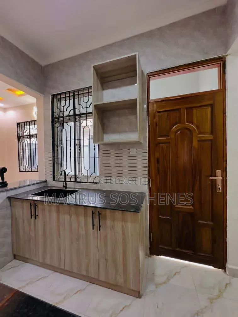 3bdrm House in Kinyerezi for sale