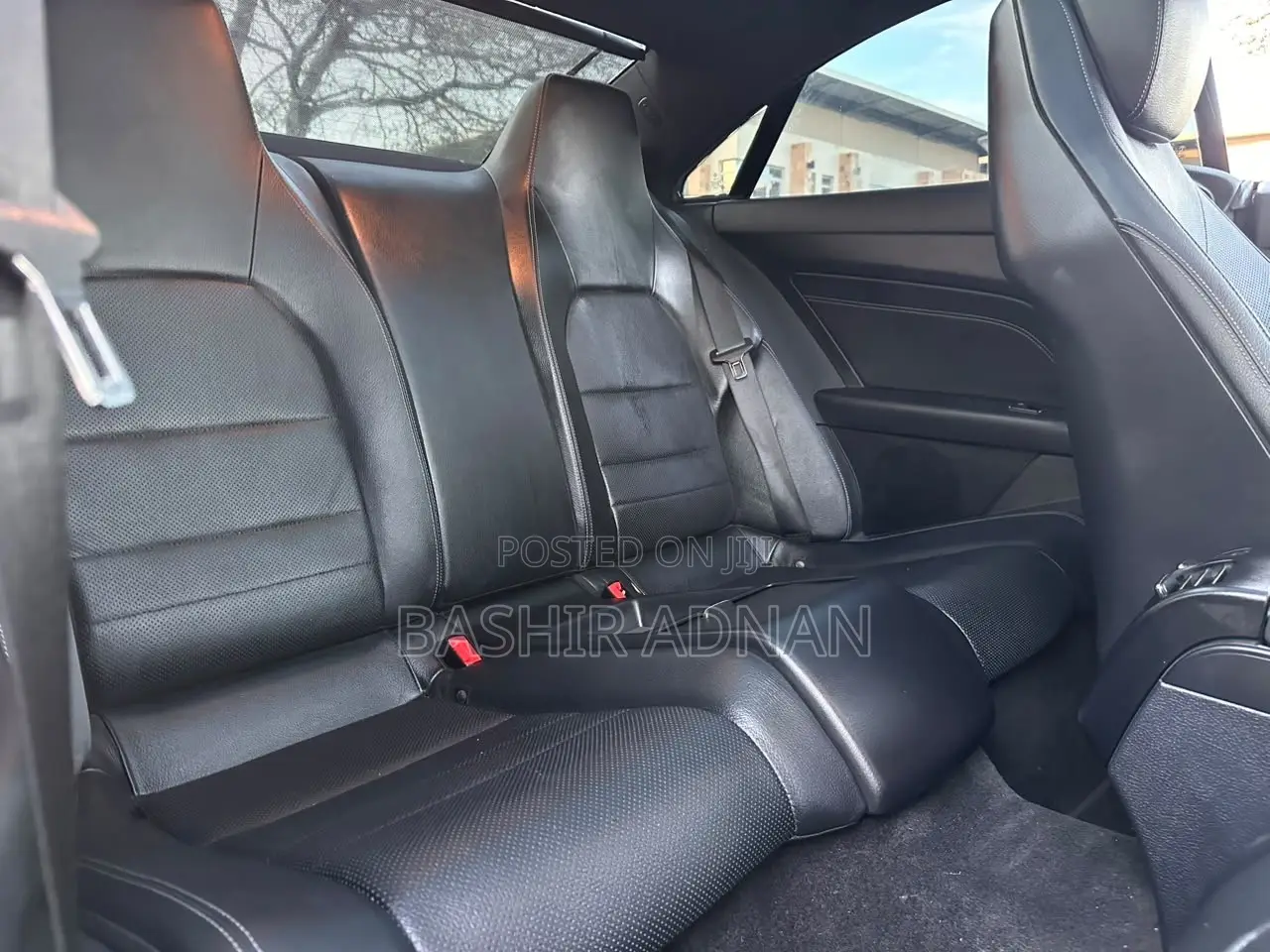 Mercedes-Benz E250 2015 Gold