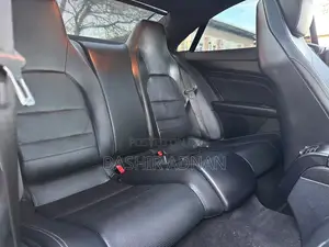 Mercedes-Benz E250 2015 Gold