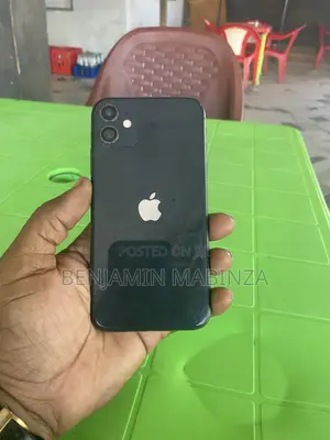 Apple iPhone 11 64 GB Black