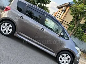 Toyota Ractis 1.5 FWD 2008 Gray