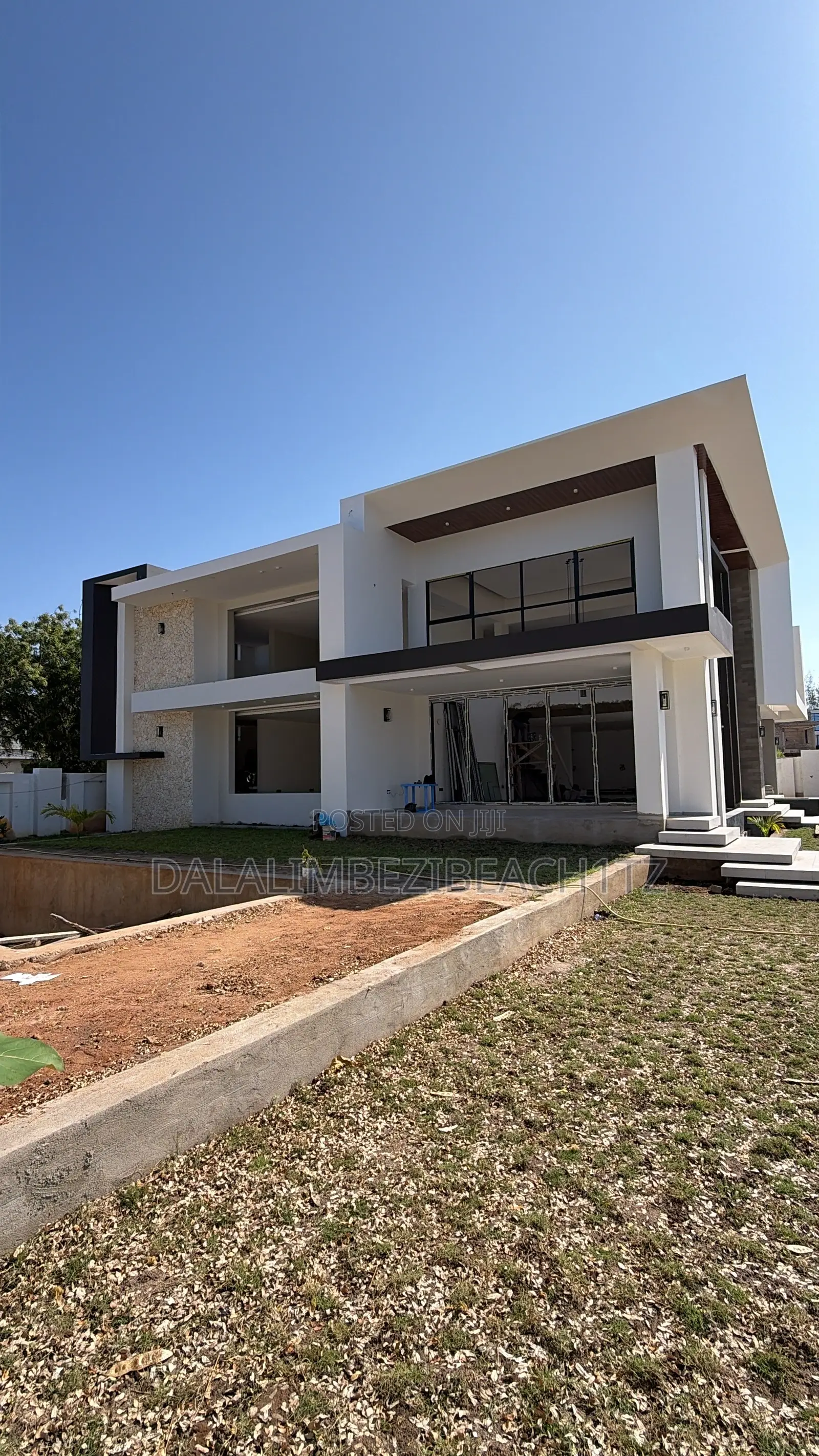 5bdrm Apartment in Mbweni Jkt for sale