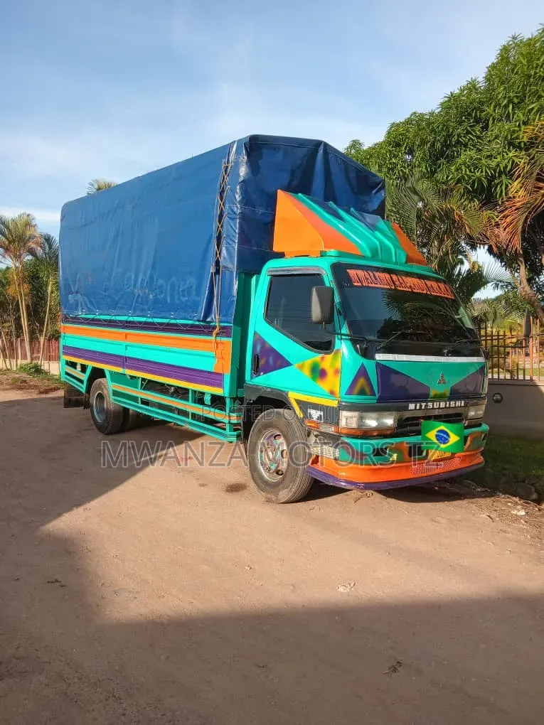 Mitsubish Canter 2006 Green