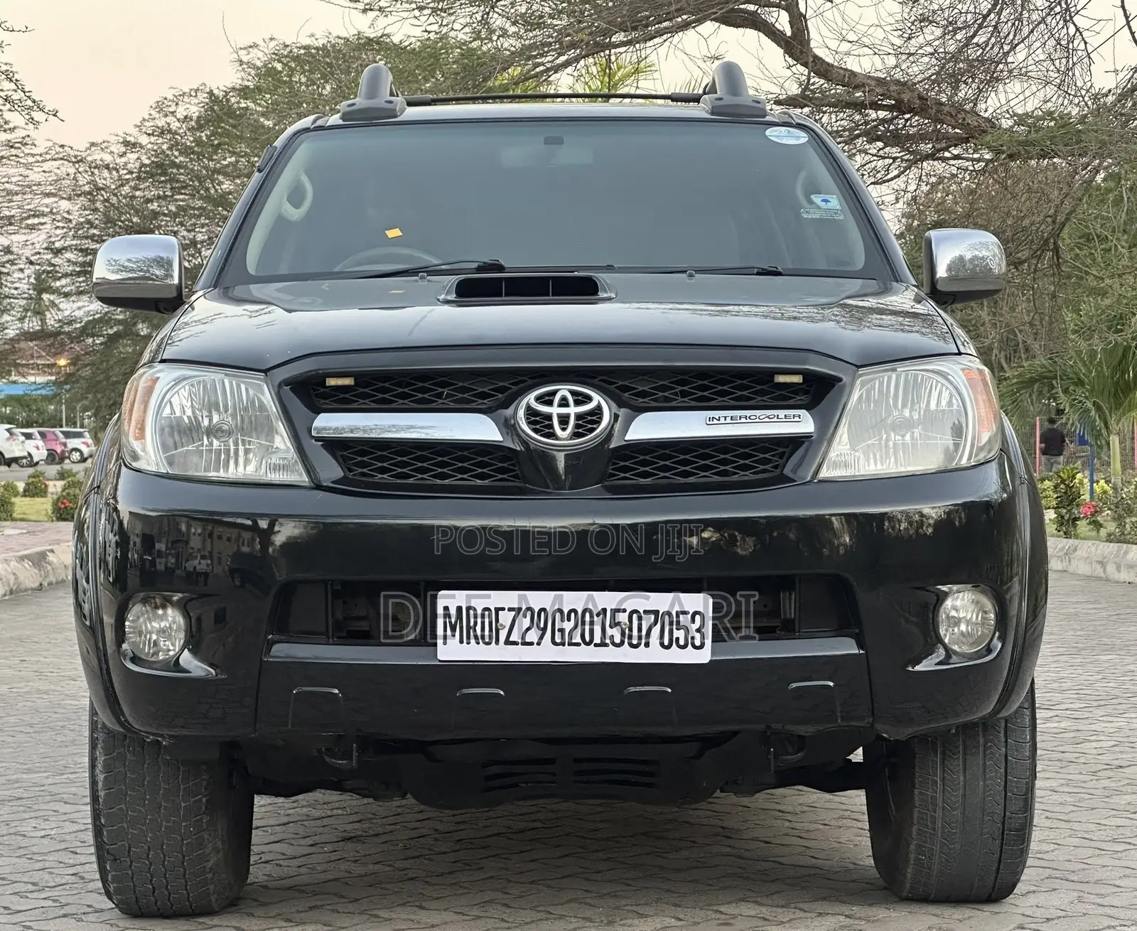 Toyota Hilux 2006 Black