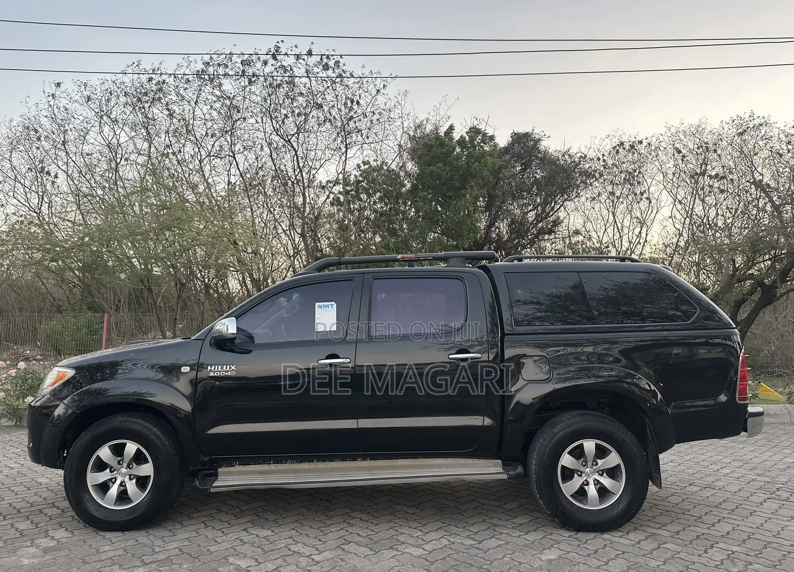 Toyota Hilux 2006 Black