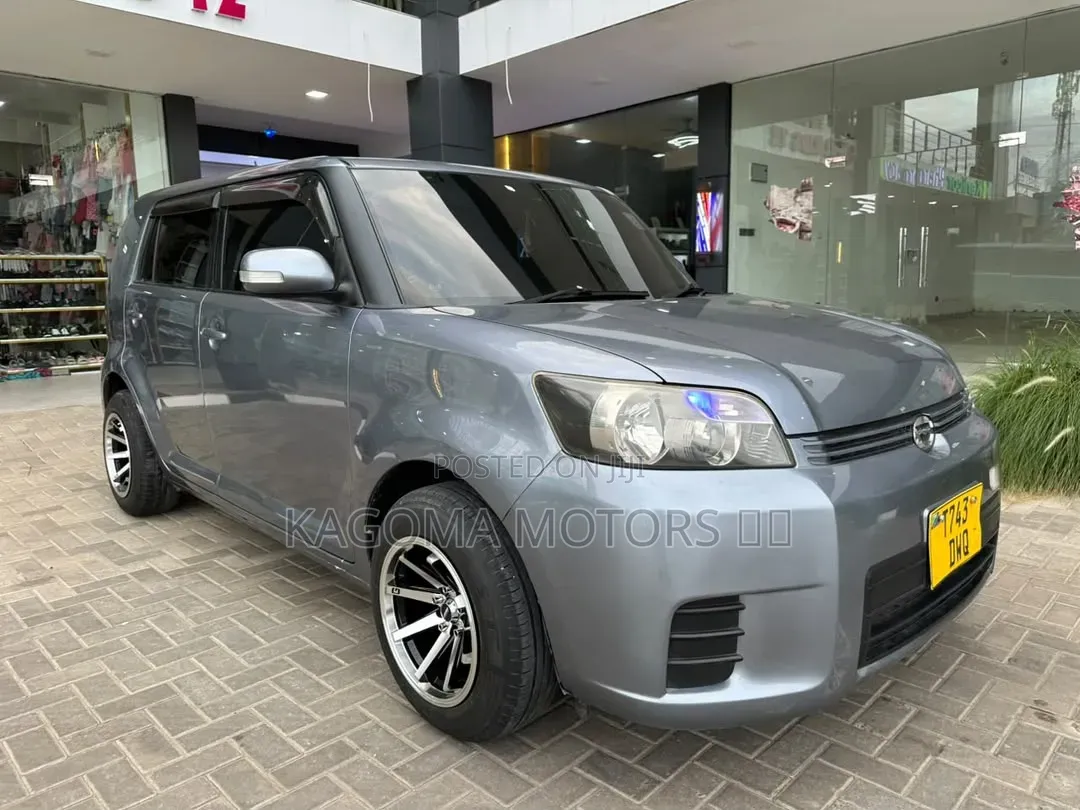 Toyota Corolla Rumion 2008 Gray
