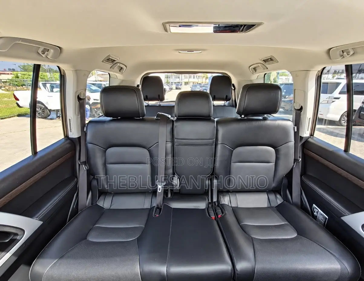Toyota Land Cruiser 4.5 V8 VXR 2020 Gray