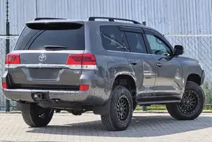 Toyota Land Cruiser 4.5 V8 VXR 2020 Gray