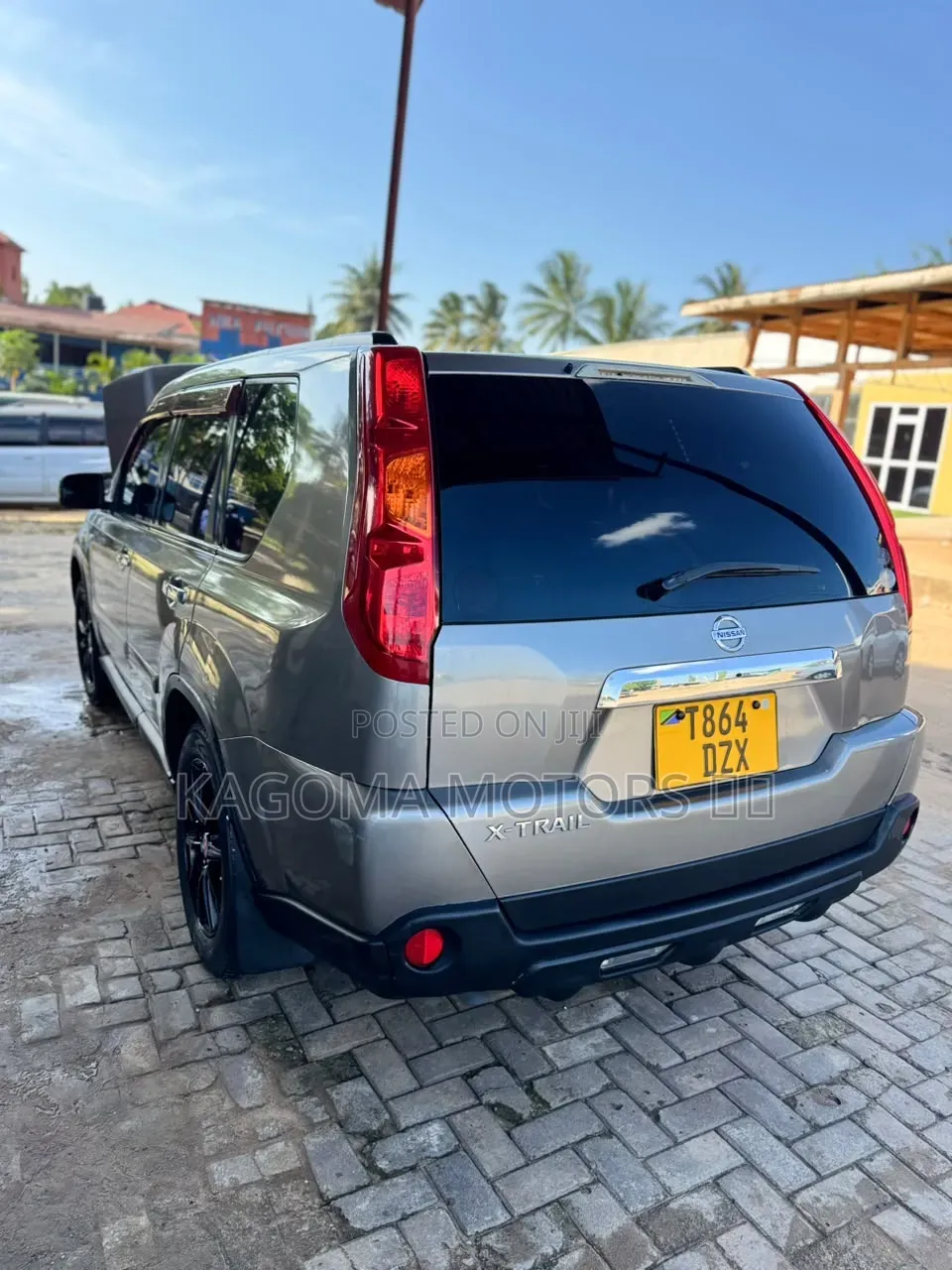 Nissan X-Trail 2012 Silver