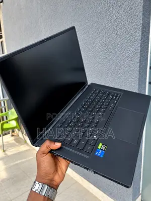 Laptop Asus ROG Zephyrus M16 16GB Intel Core i7 SSD 512GB