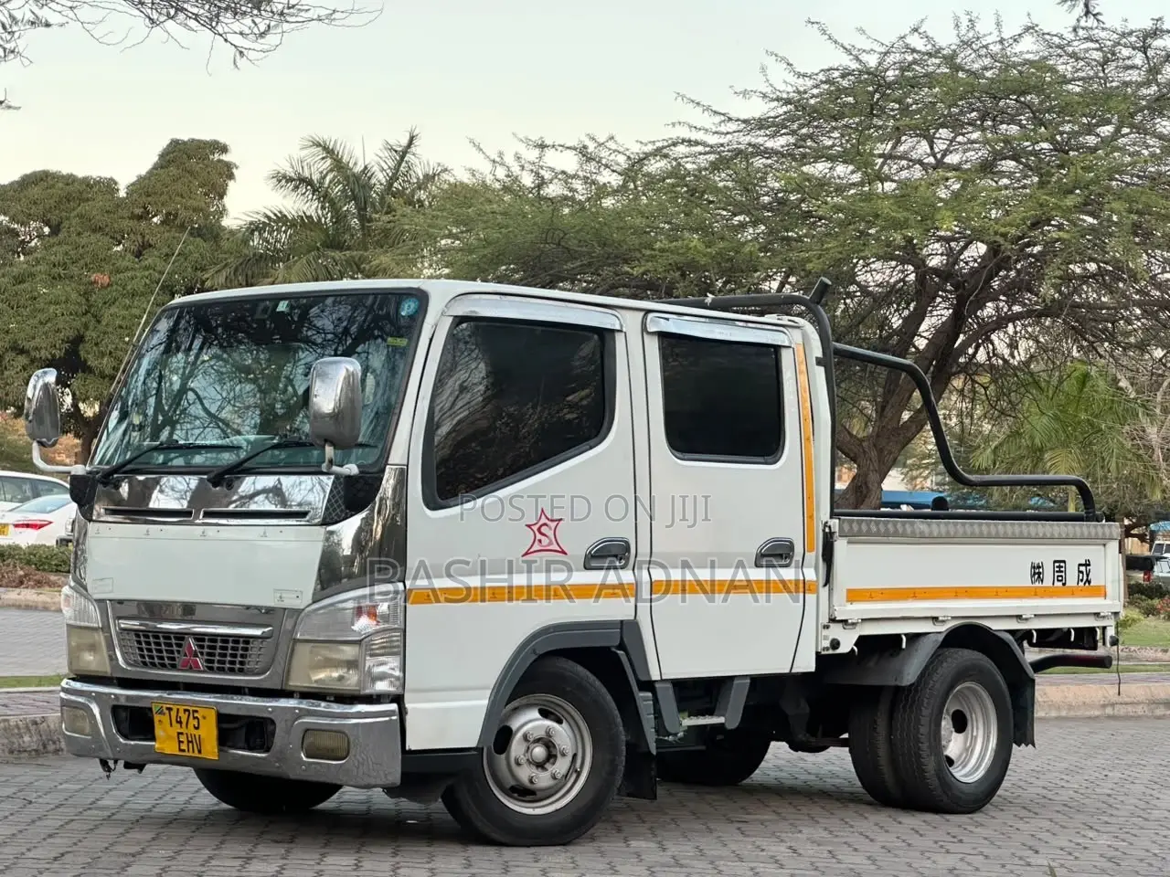 Mitsubishi Canter 1.5 Tonnes Nzuri Sana Mpyaa on Sale.
