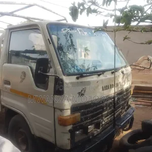 TToyota Dayana Ya Petrol