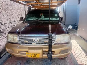 Toyota Land Cruiser 2004 Maroon