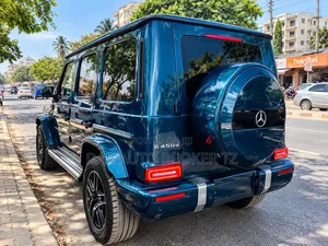 Mercedes-Benz G-Class 2025 Green