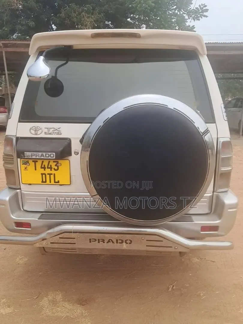 Toyota Land Cruiser Prado 1996 Off white