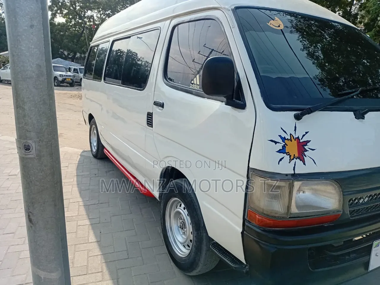 Toyota HiAce 1998 White