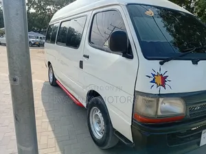 Toyota HiAce 1998 White