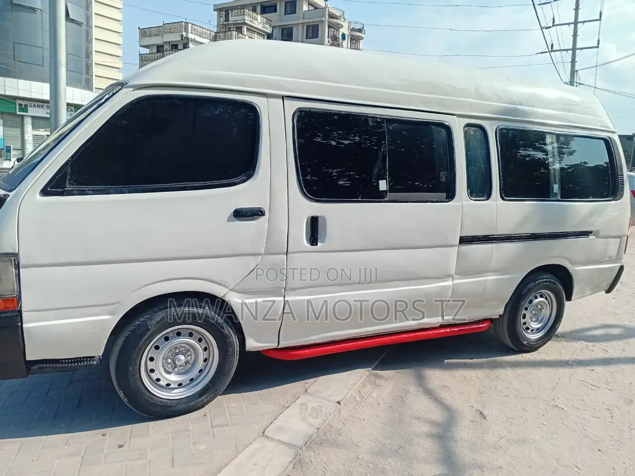 Toyota HiAce 1998 White