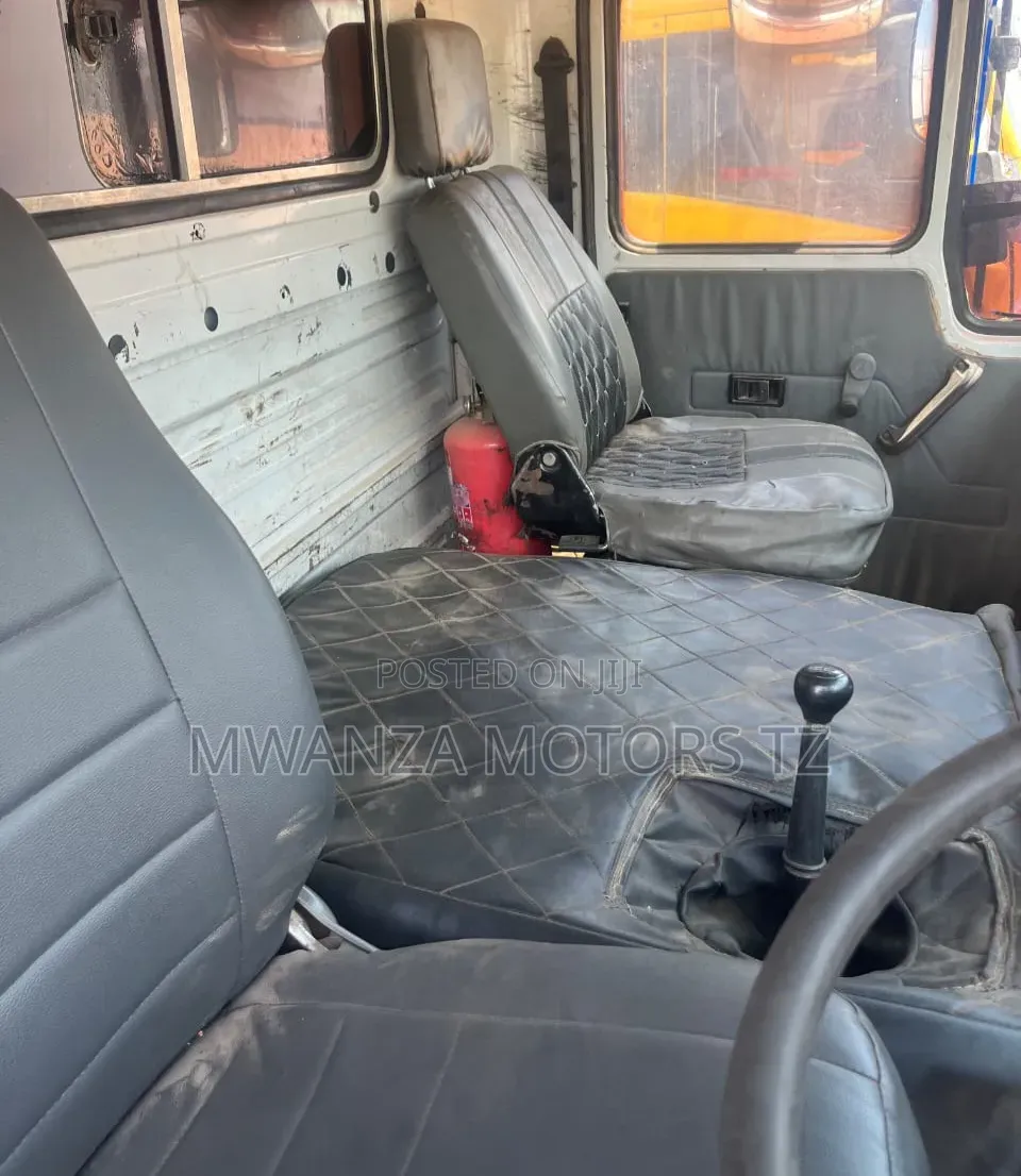 Tata Tipper Kali Mno