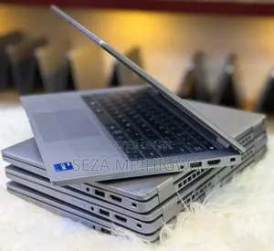 Laptop Dell Latitude 5320 32GB Intel Core i7 SSD 256GB