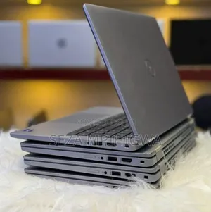 Laptop Dell Latitude 5320 32GB Intel Core i7 SSD 256GB