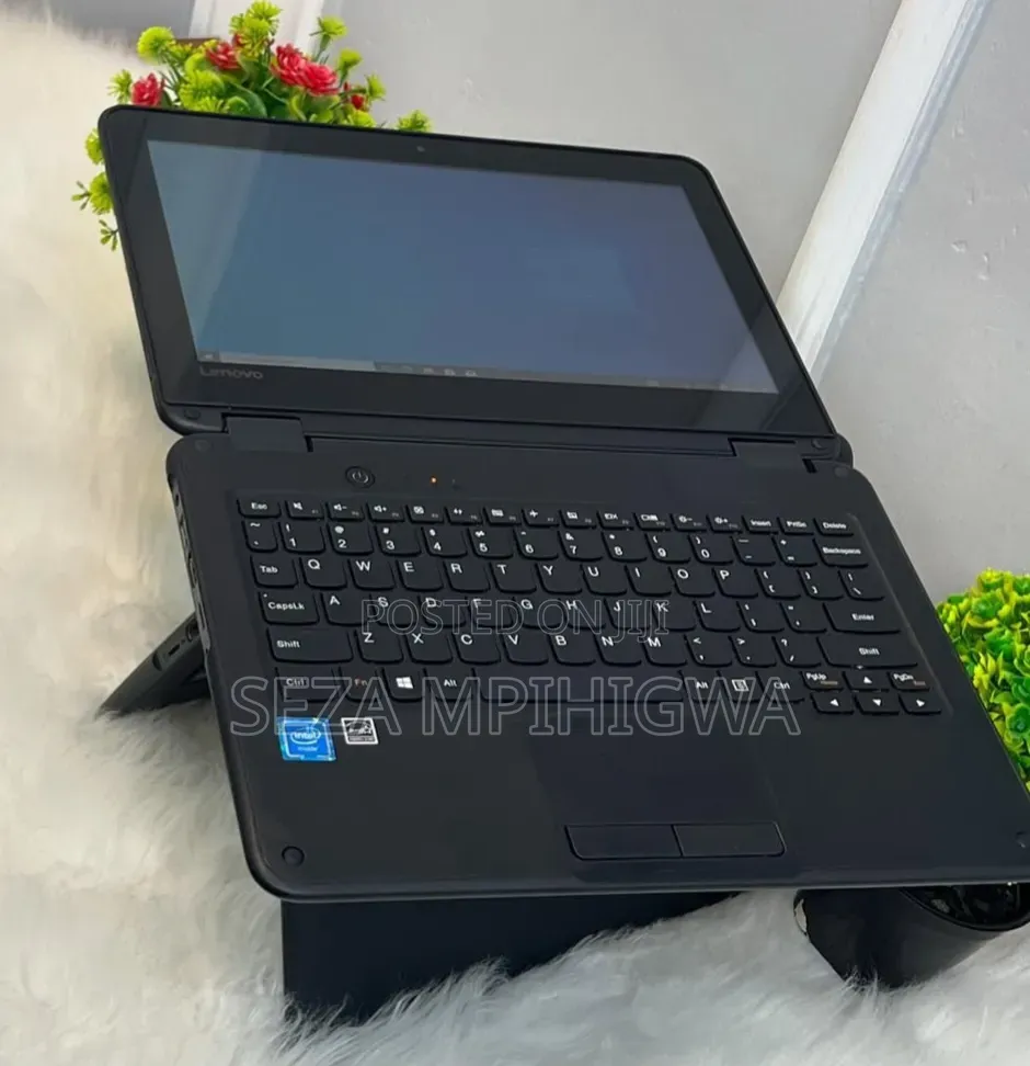 Laptop Lenovo 4GB SSD 128GB