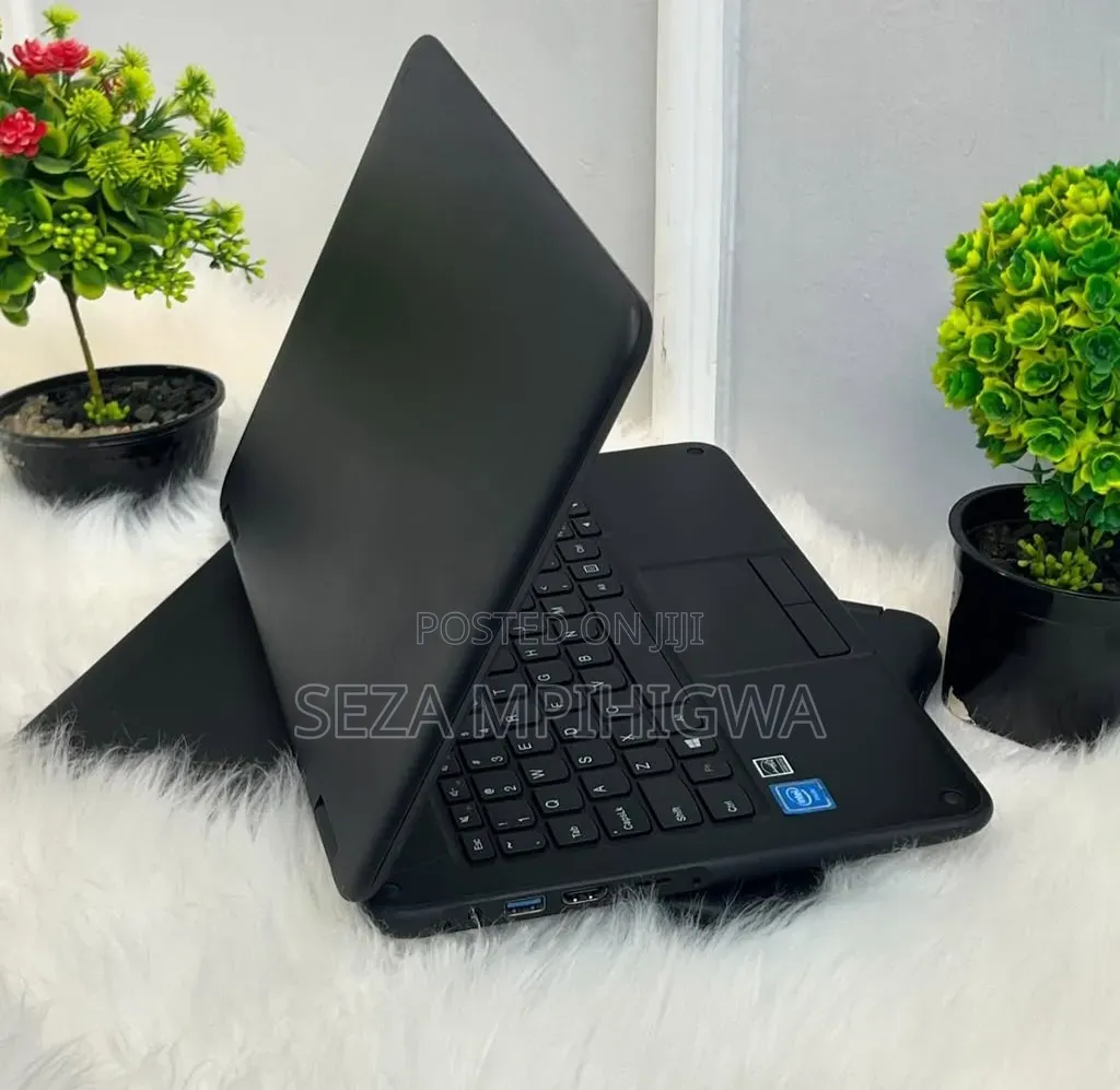 Laptop Lenovo 4GB SSD 128GB