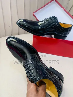 Men's Leather Shoes in LV Reddish Colour Sole Design