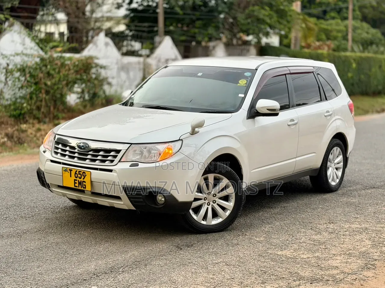 Subaru Forester 2011 Off white