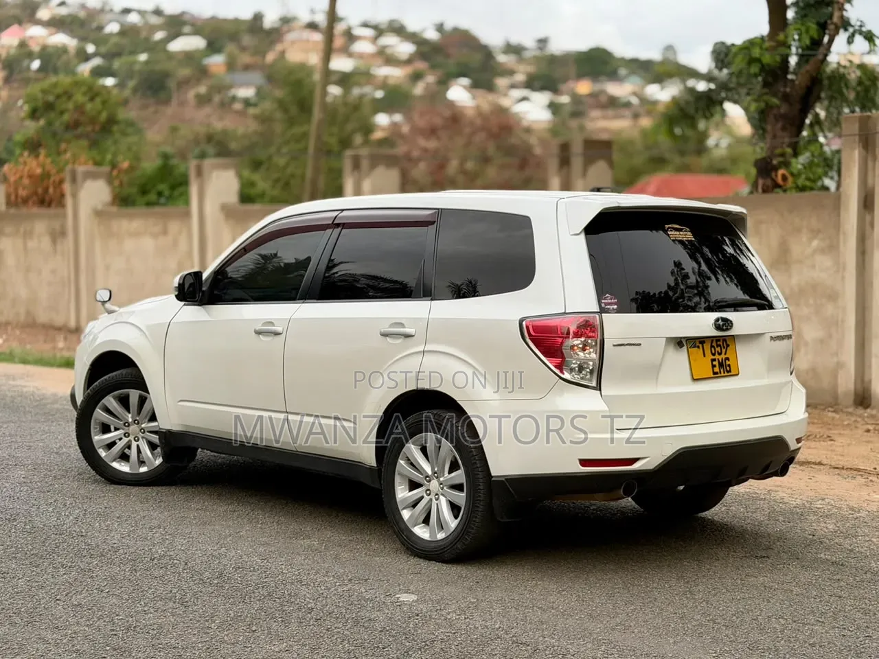 Subaru Forester 2011 Off white