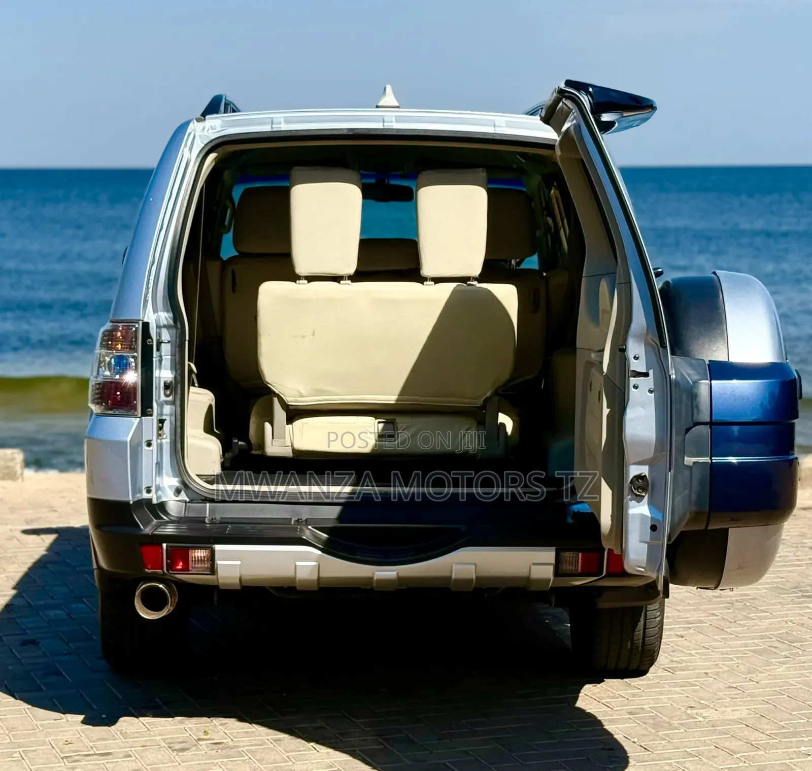 Mitsubishi Pajero 2006 Silver