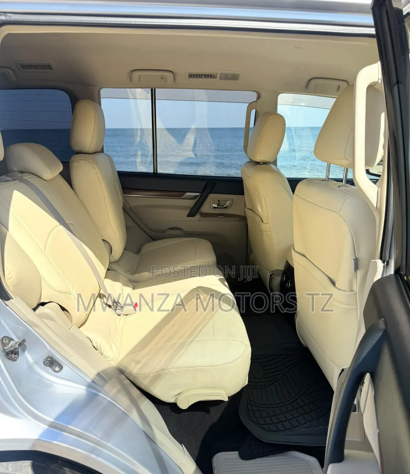 Mitsubishi Pajero 2006 Silver
